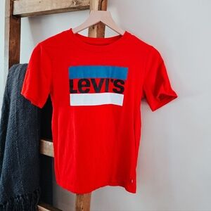Levi’s Boys Red Logo Graphic Tee (Size L)